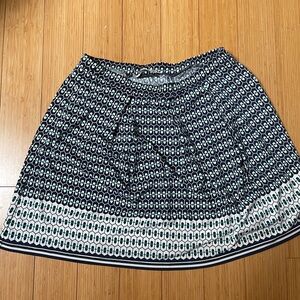 Max studio size L circle mini skirt.